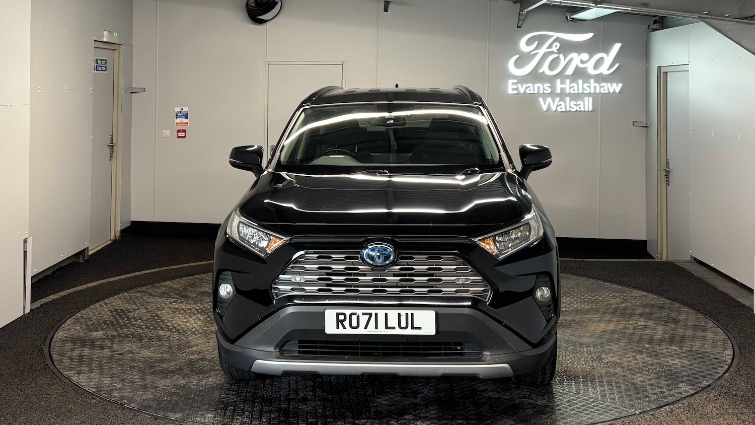 Used Toyota RAV4 2022 for sale - 77429249: Photo 2