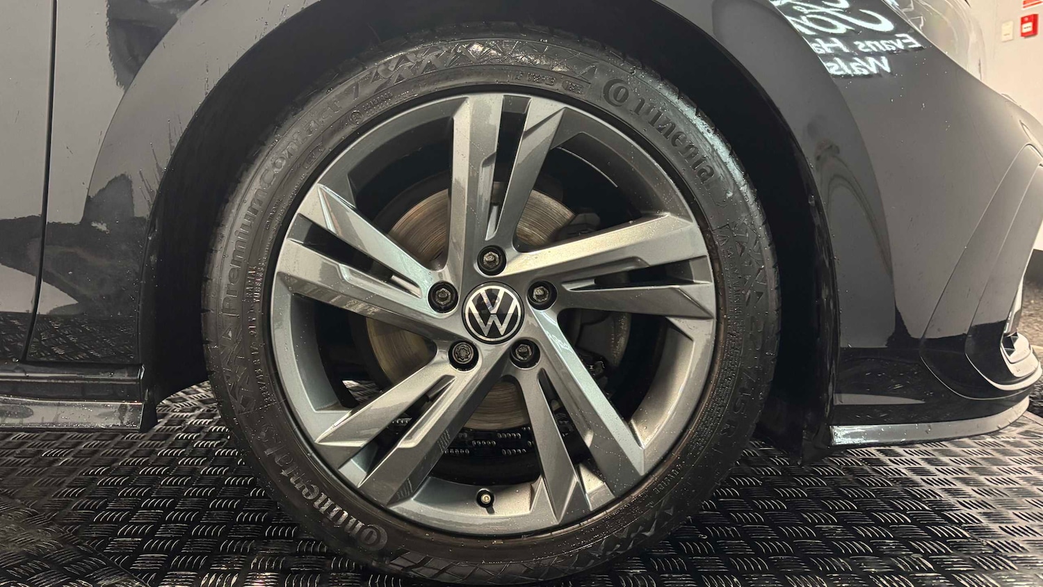 Used Volkswagen Golf 2020 for sale - 77886004: Photo 10