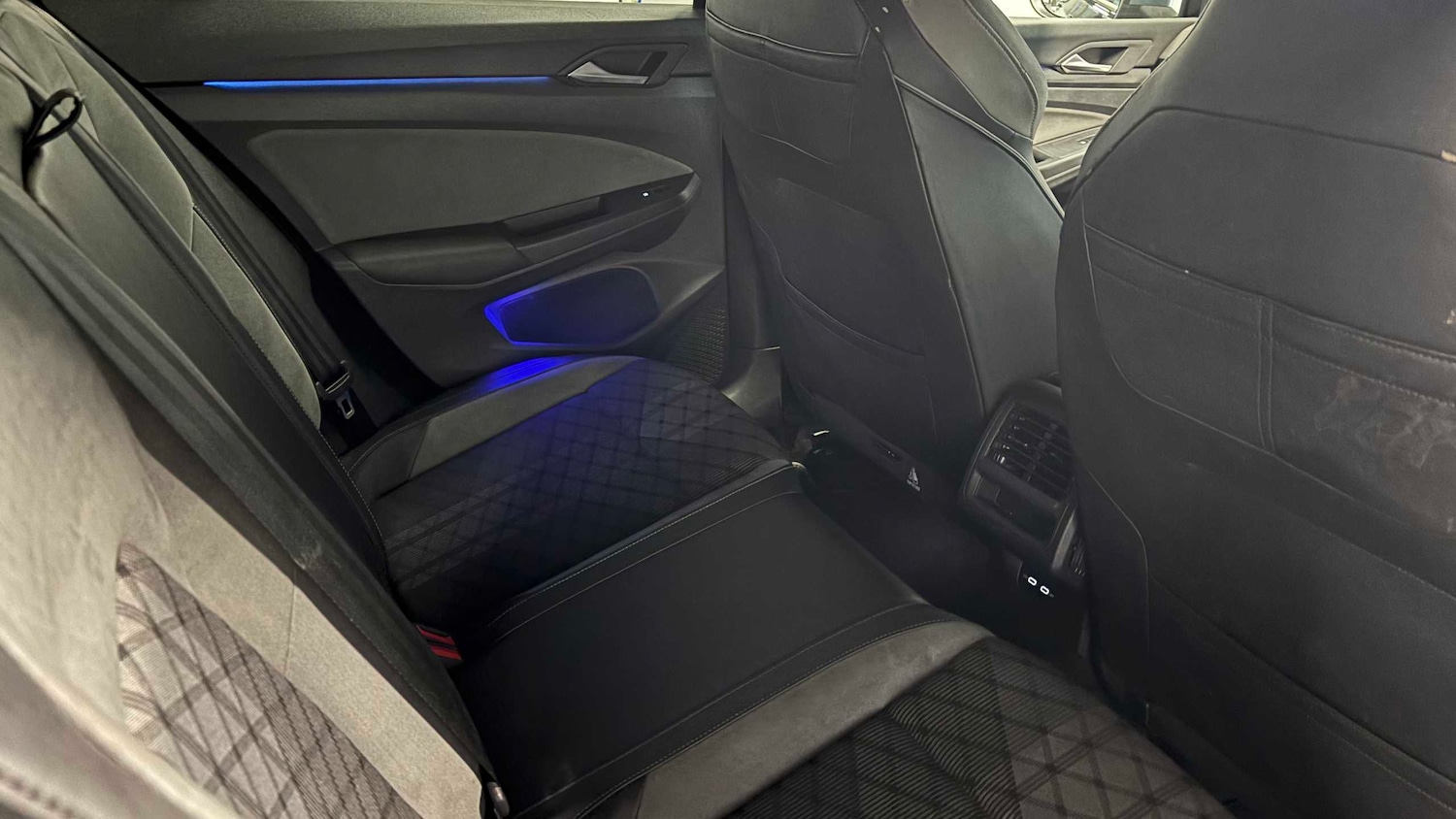 Used Volkswagen Golf 2020 for sale - 77886004: Photo 24