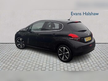 Used Peugeot 208 2019 for sale - 77472567: Photo
