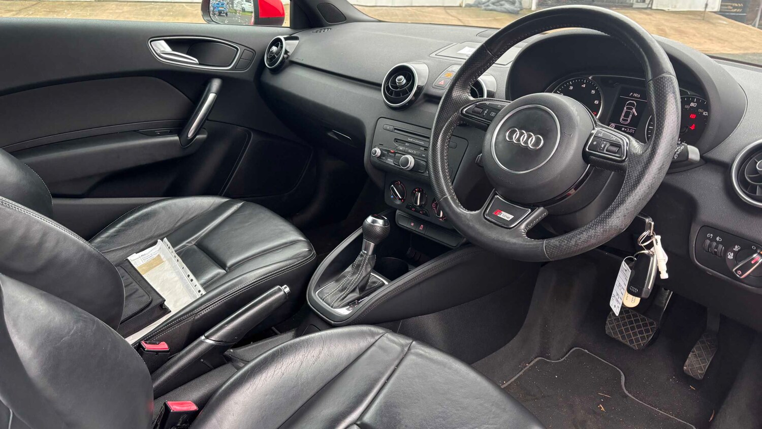 Used Audi A1 2011 for sale - 77334035: Photo 6