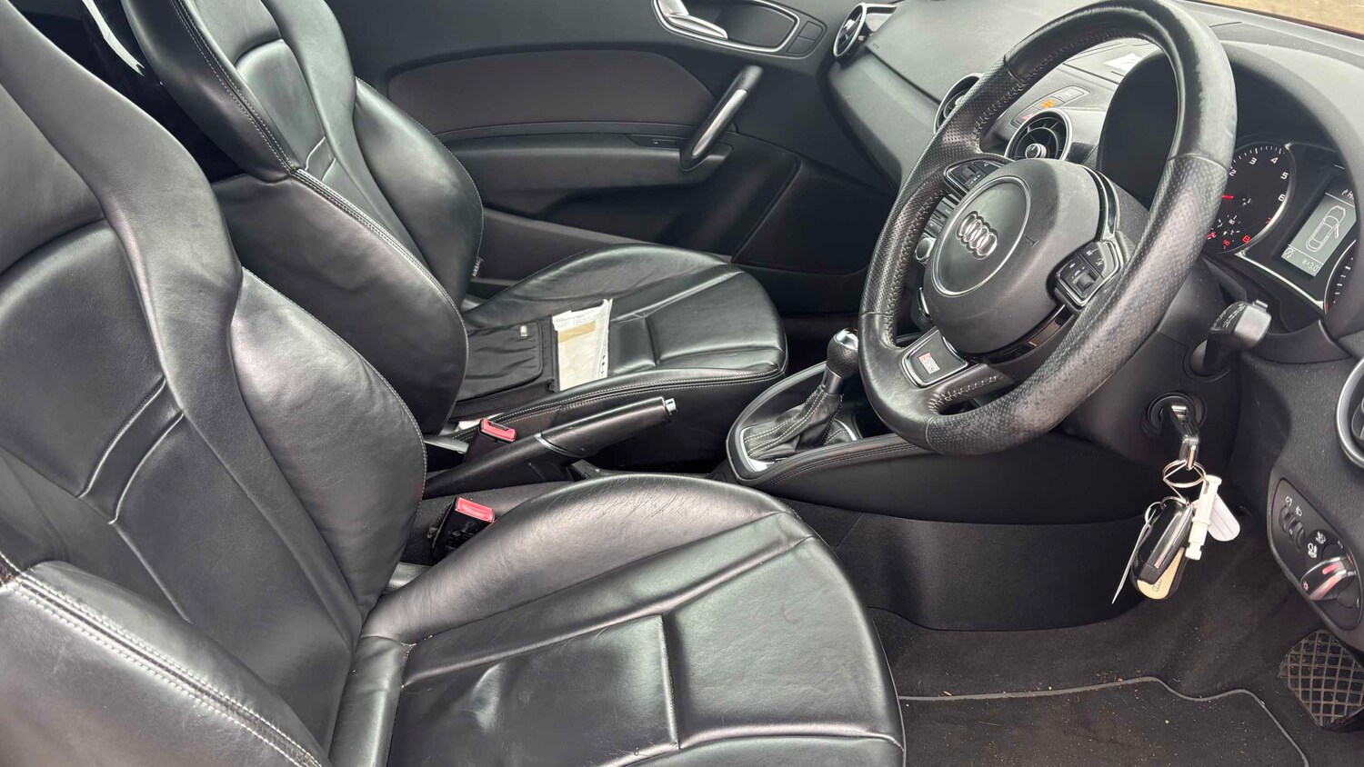 Used Audi A1 2011 for sale - 77334035: Photo 7