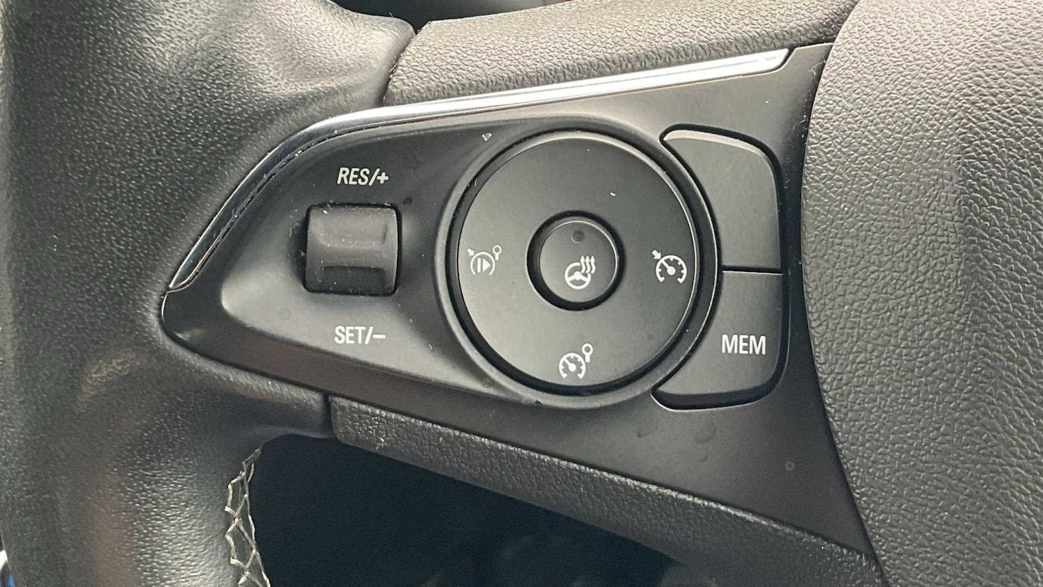 Used Vauxhall Mokka 2023 for sale - 76390577: Photo 22