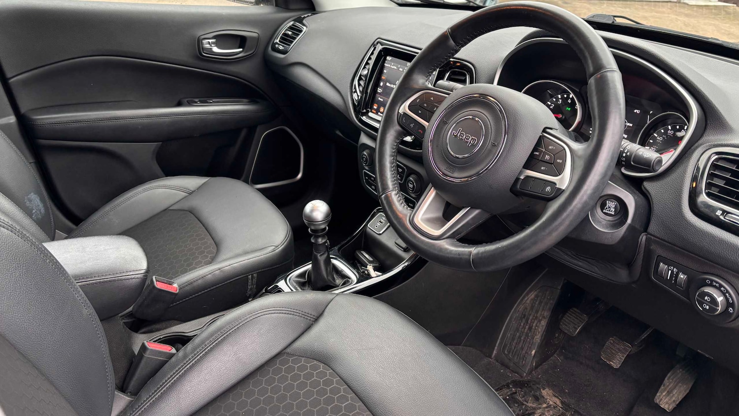 Used Jeep Compass 2020 for sale - 77810807: Photo 6