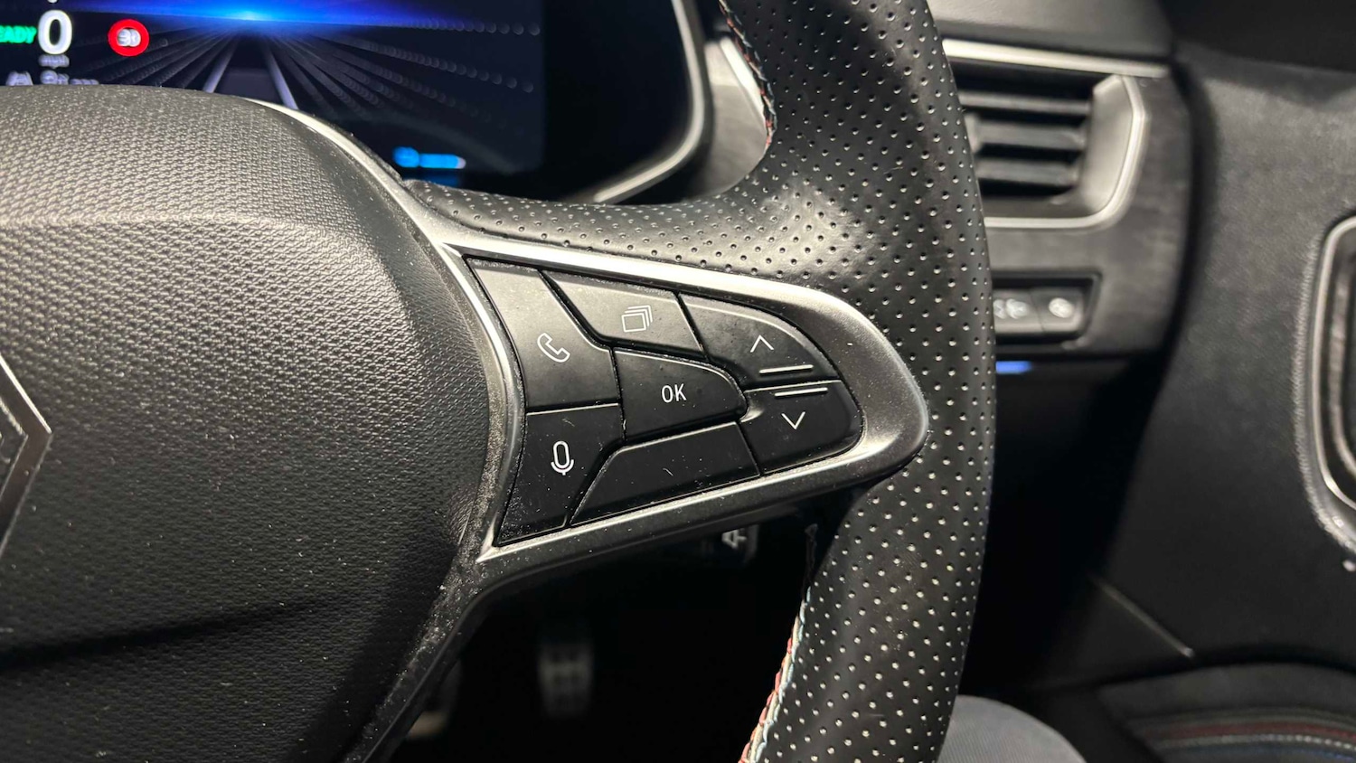 Used Renault Arkana 2024 for sale - 77233089: Photo 17