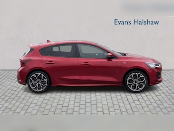 Used Ford Focus 2023 for sale - 77615456: Photo