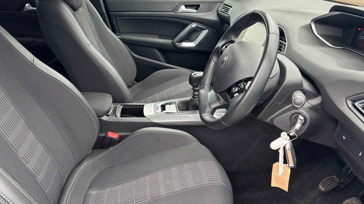 Used Peugeot 308 2020 for sale - 77615570: Photo 7