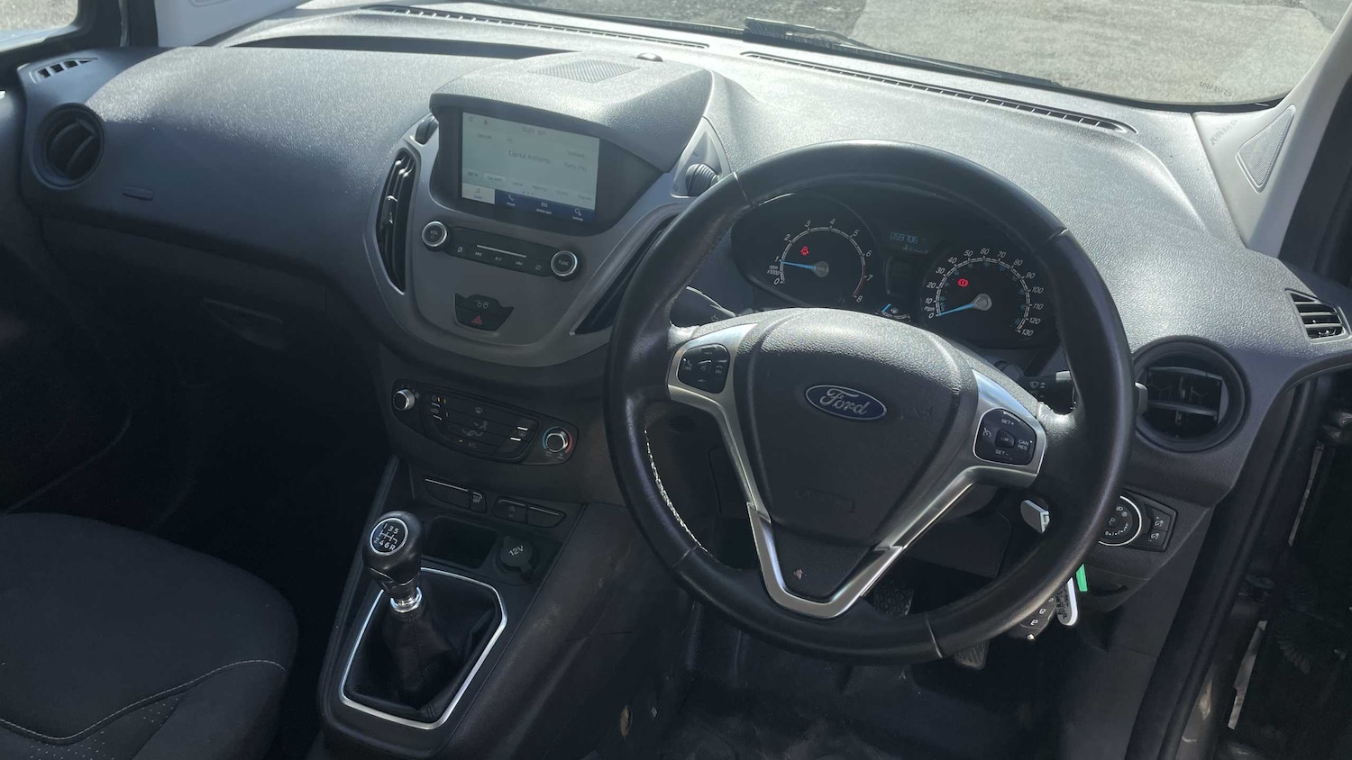 Used Ford Transit Courier 2020 for sale - 76390690: Photo 31