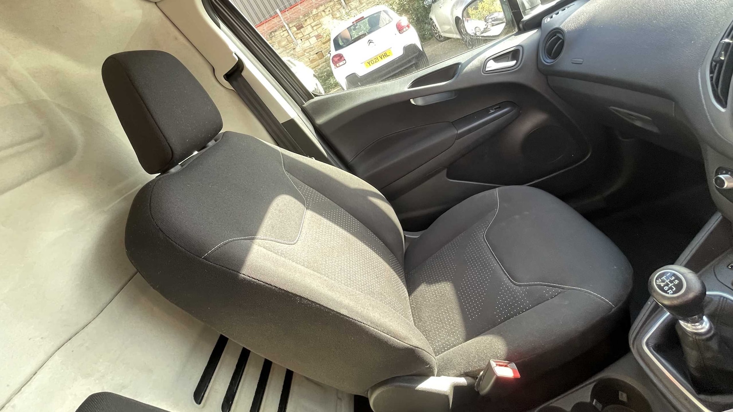 Used Ford Transit Courier 2020 for sale - 76390690: Photo 35