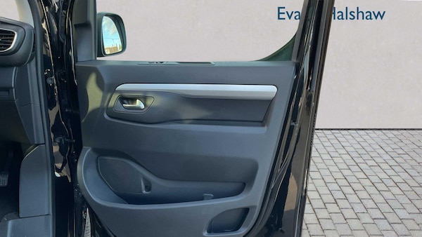 Used Peugeot Traveller 2019 for sale - 76262374: Photo 13
