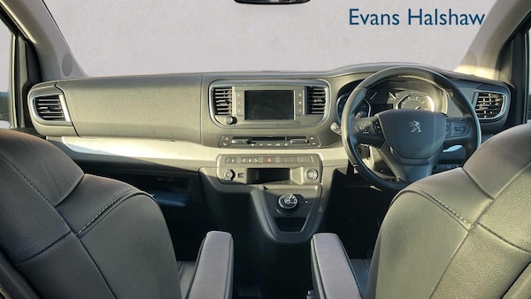 Used Peugeot Traveller 2019 for sale - 76262374: Photo 29
