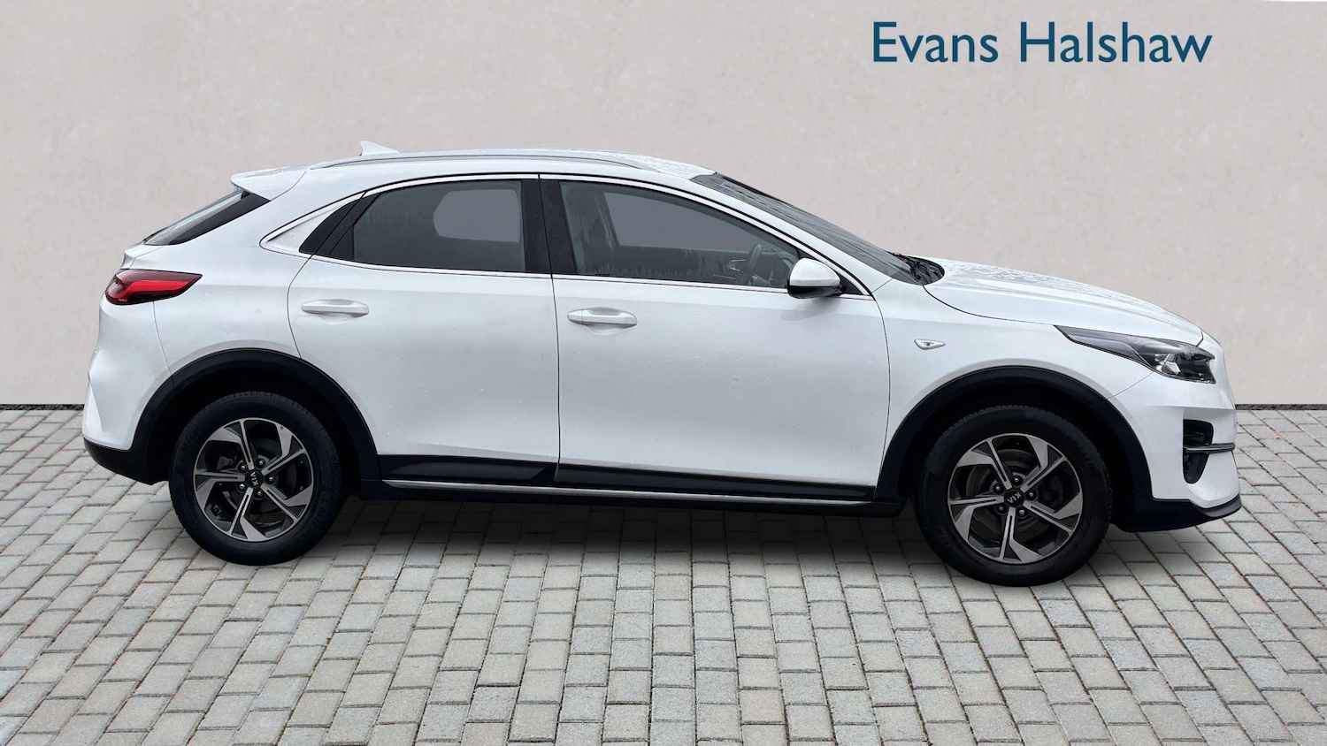 Used Kia XCeed 2021 for sale - 77615343: Photo 3