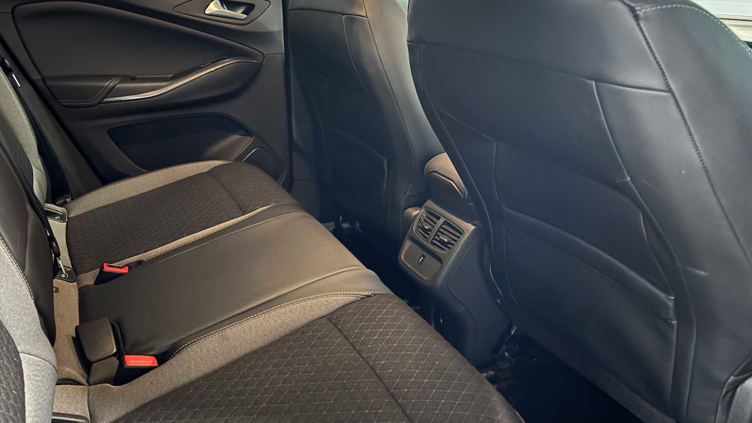 Used Vauxhall Grandland X 2021 for sale - 76761125: Photo 22