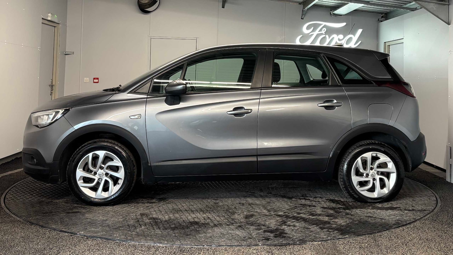 Used Vauxhall Crossland X 2017 for sale - 76916120: Photo 8