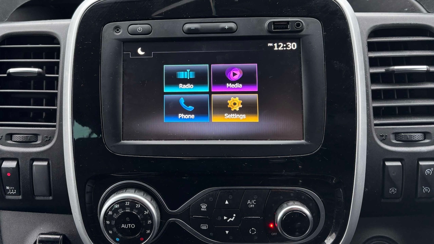 Used Renault Trafic 2020 for sale - 77257392: Photo 19