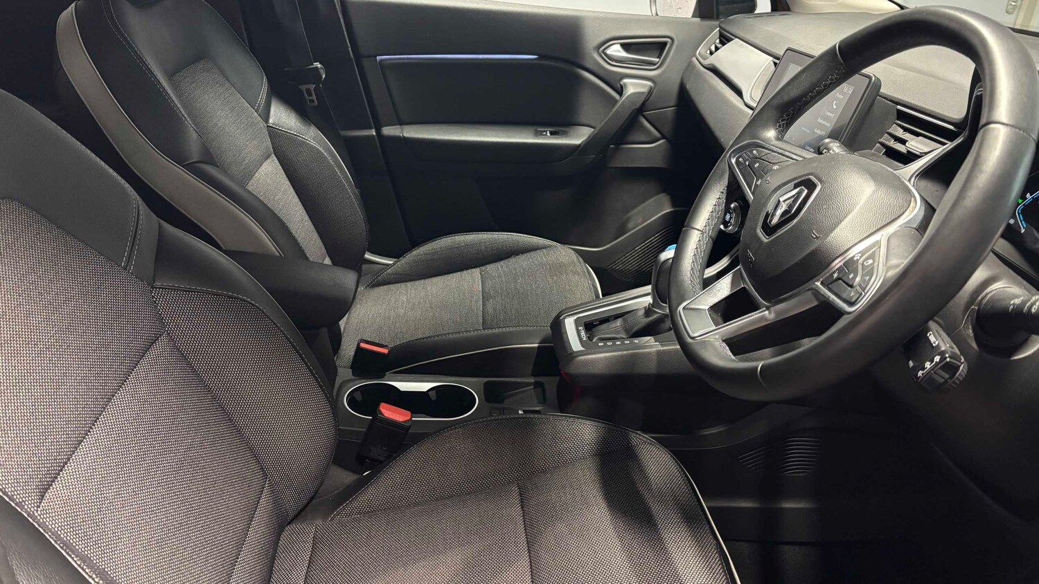 Used Renault Captur 2022 for sale - 77032258: Photo 14