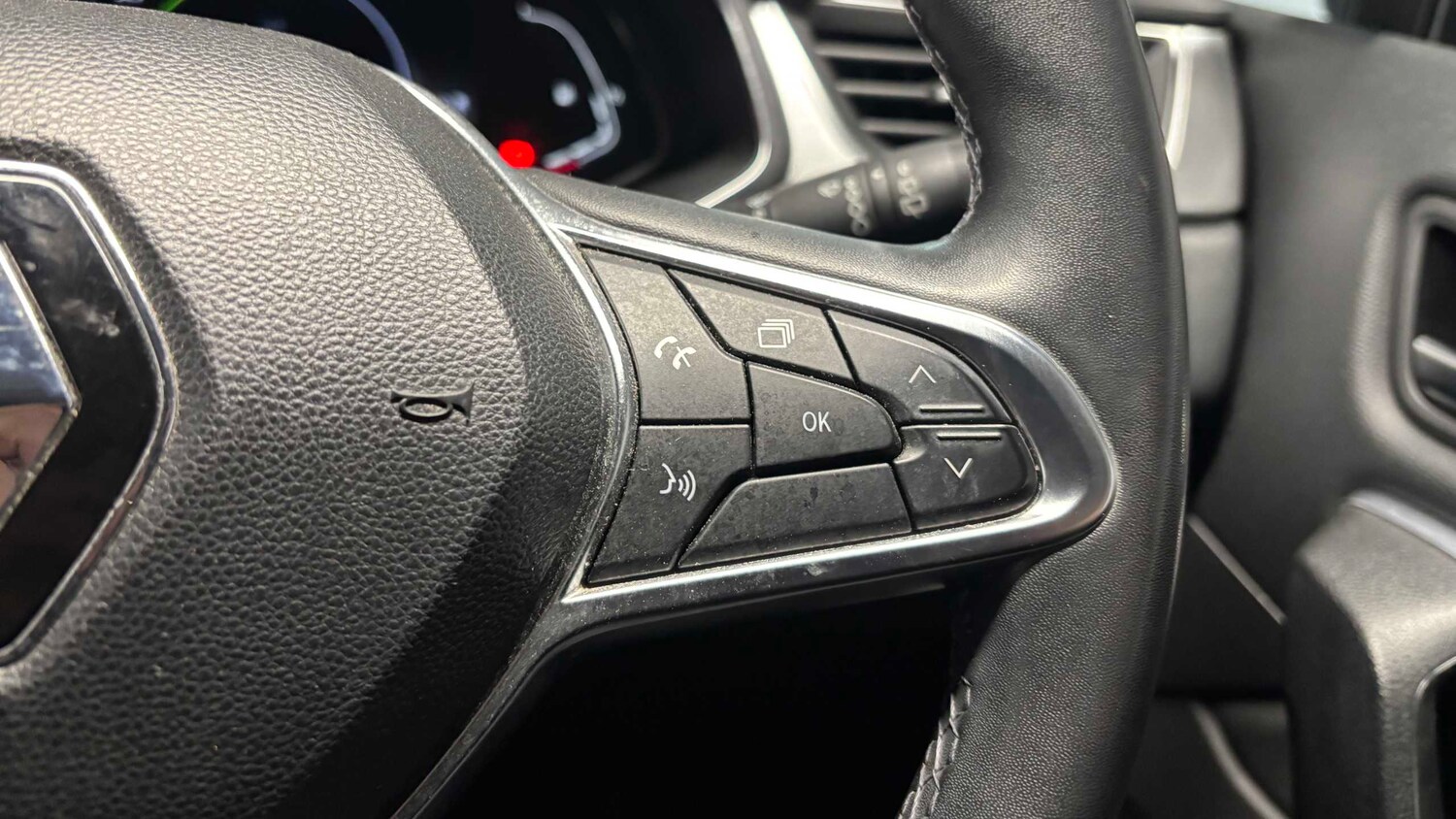 Used Renault Captur 2022 for sale - 77032258: Photo 17