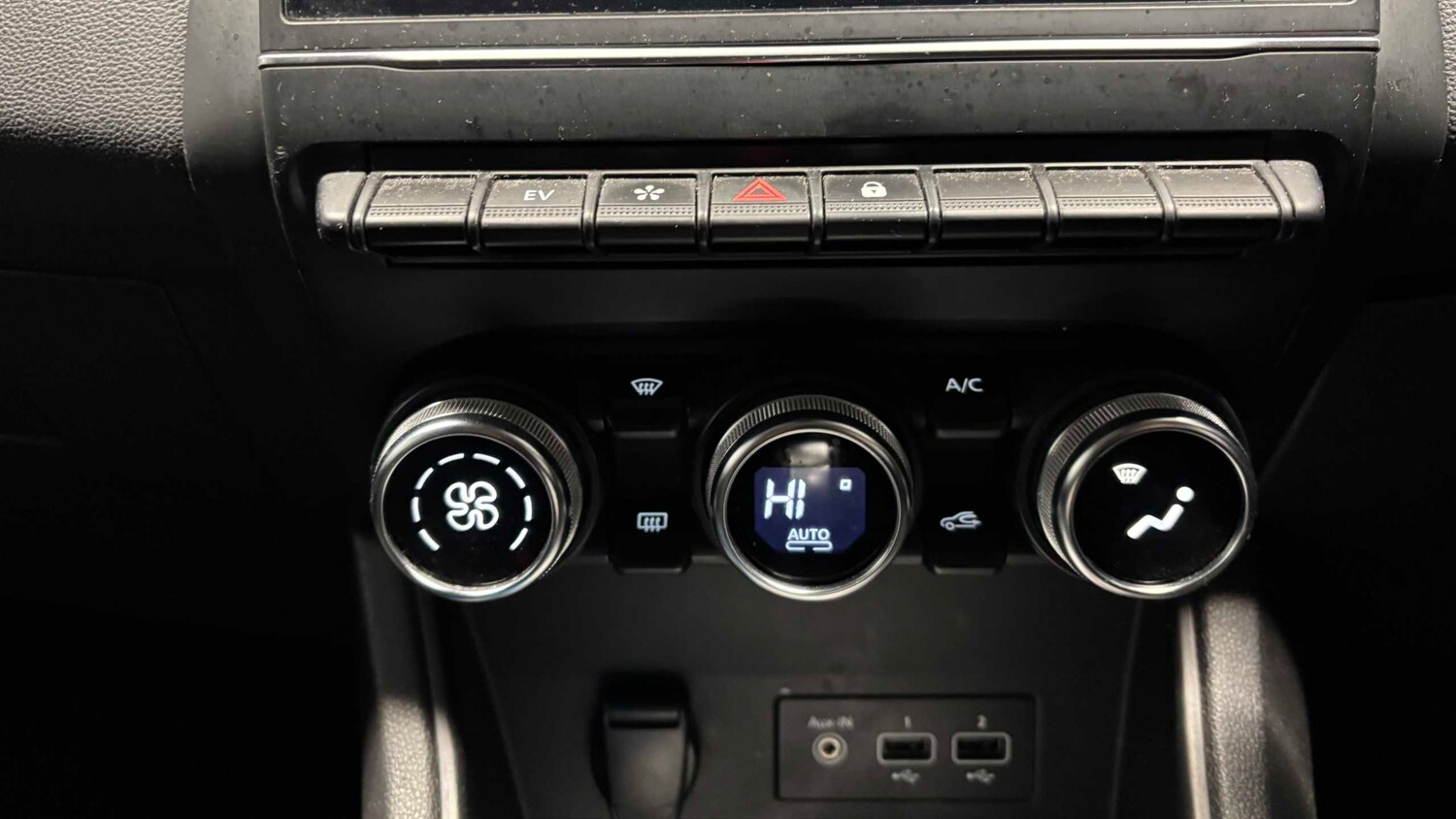 Used Renault Captur 2022 for sale - 77032258: Photo 20