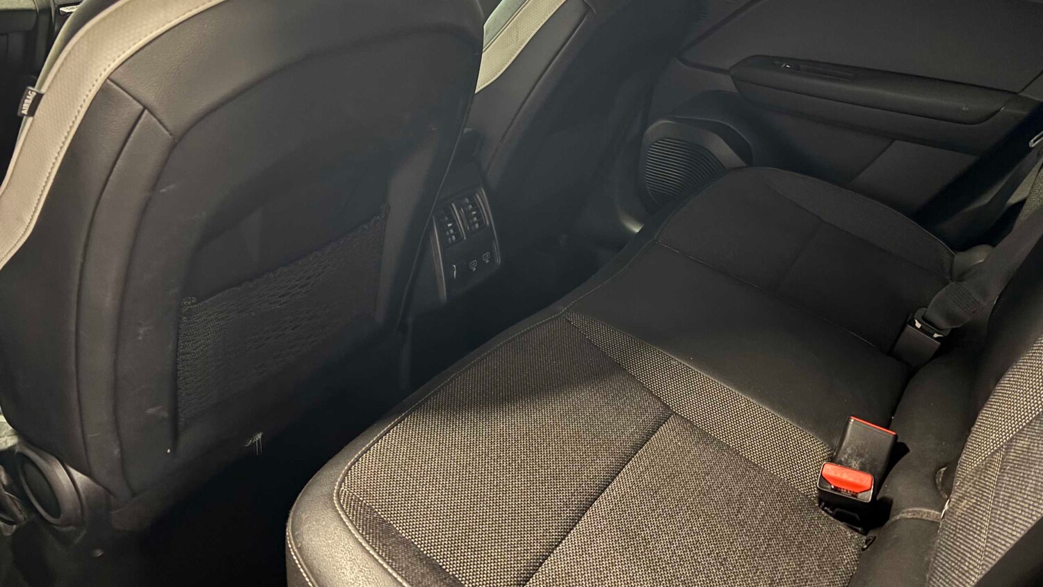 Used Renault Captur 2022 for sale - 77032258: Photo 25