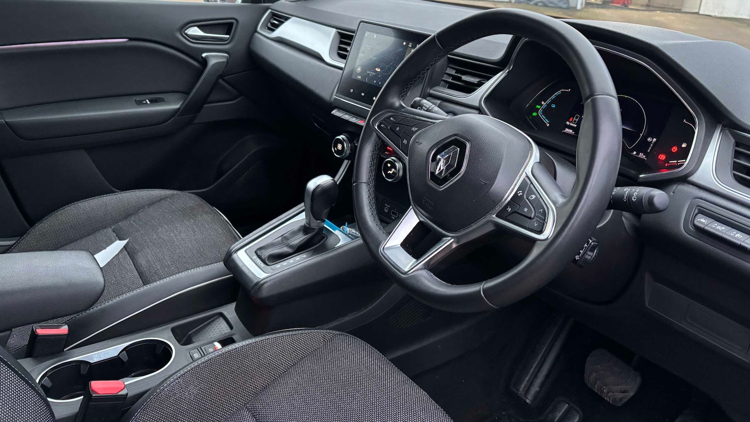 Used Renault Captur for sale - 77032258: Photo 6