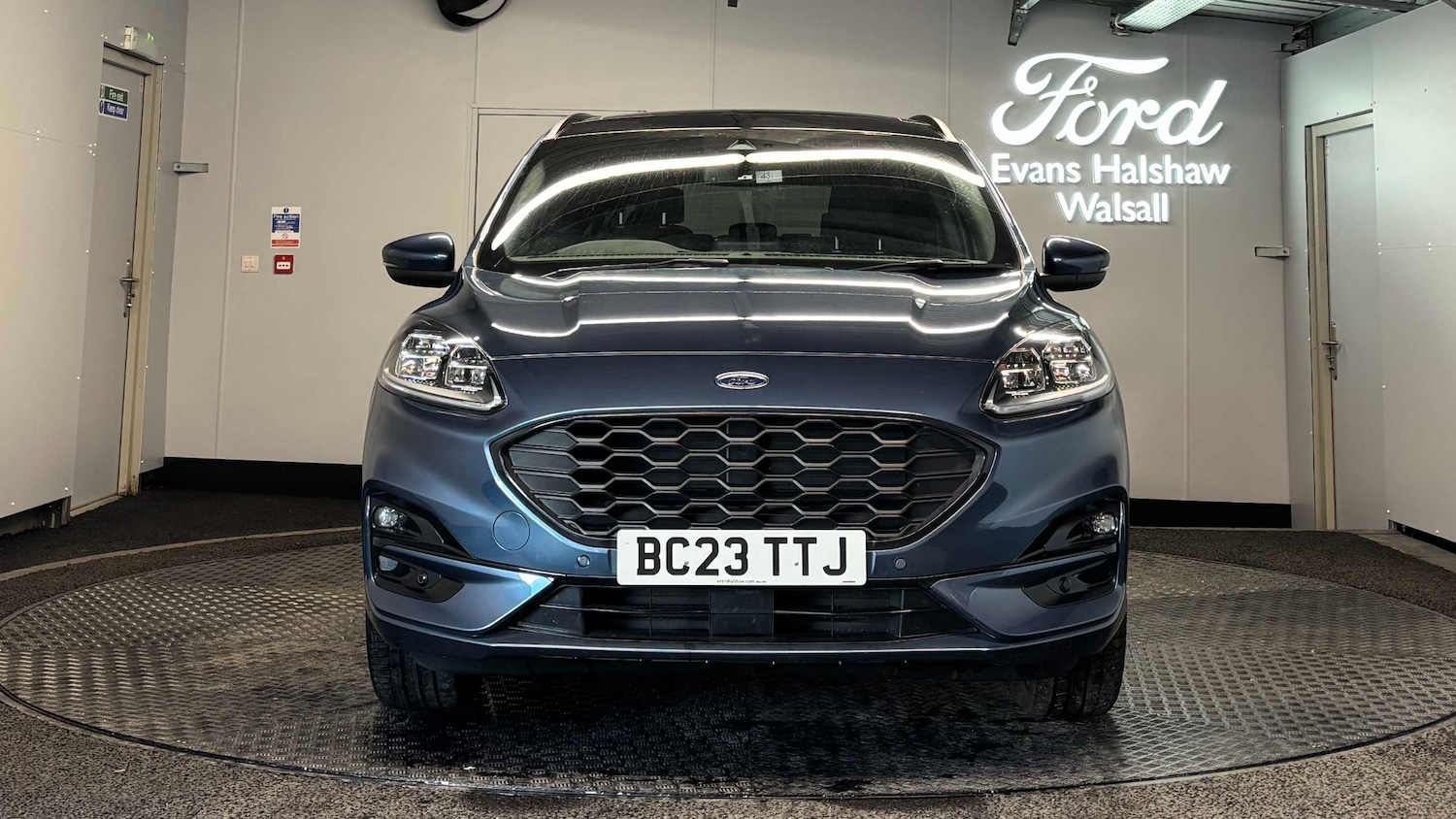 Used Ford Kuga 2023 for sale - 77044052: Photo 2