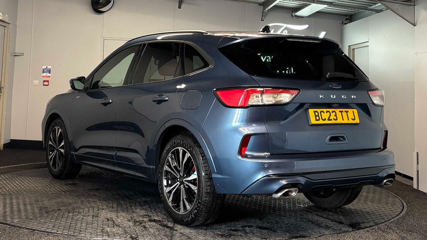 Used Ford Kuga 2023 for sale - 77044052: Photo 7