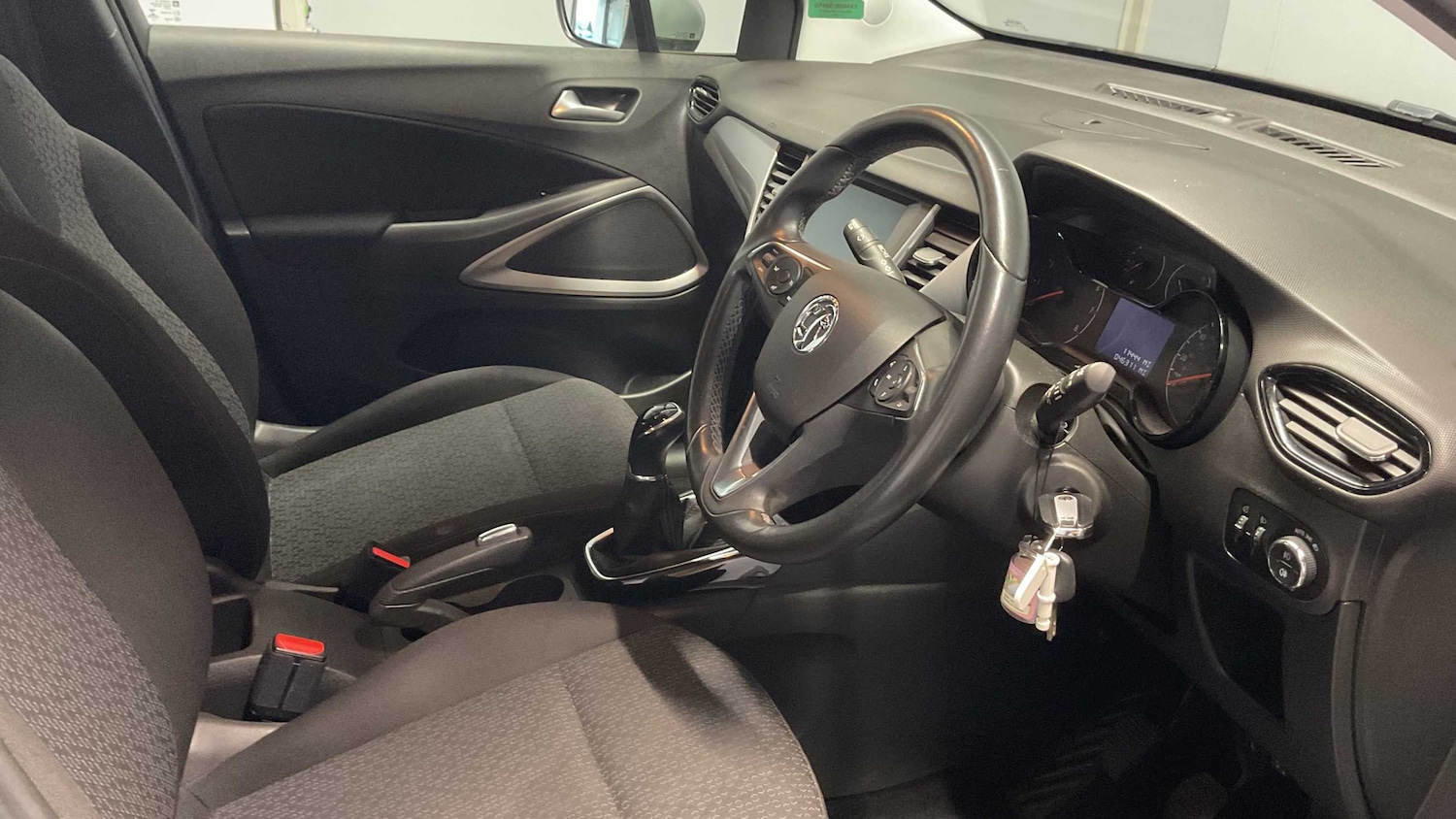 Used Vauxhall Crossland X 2017 for sale - 76459829: Photo 13