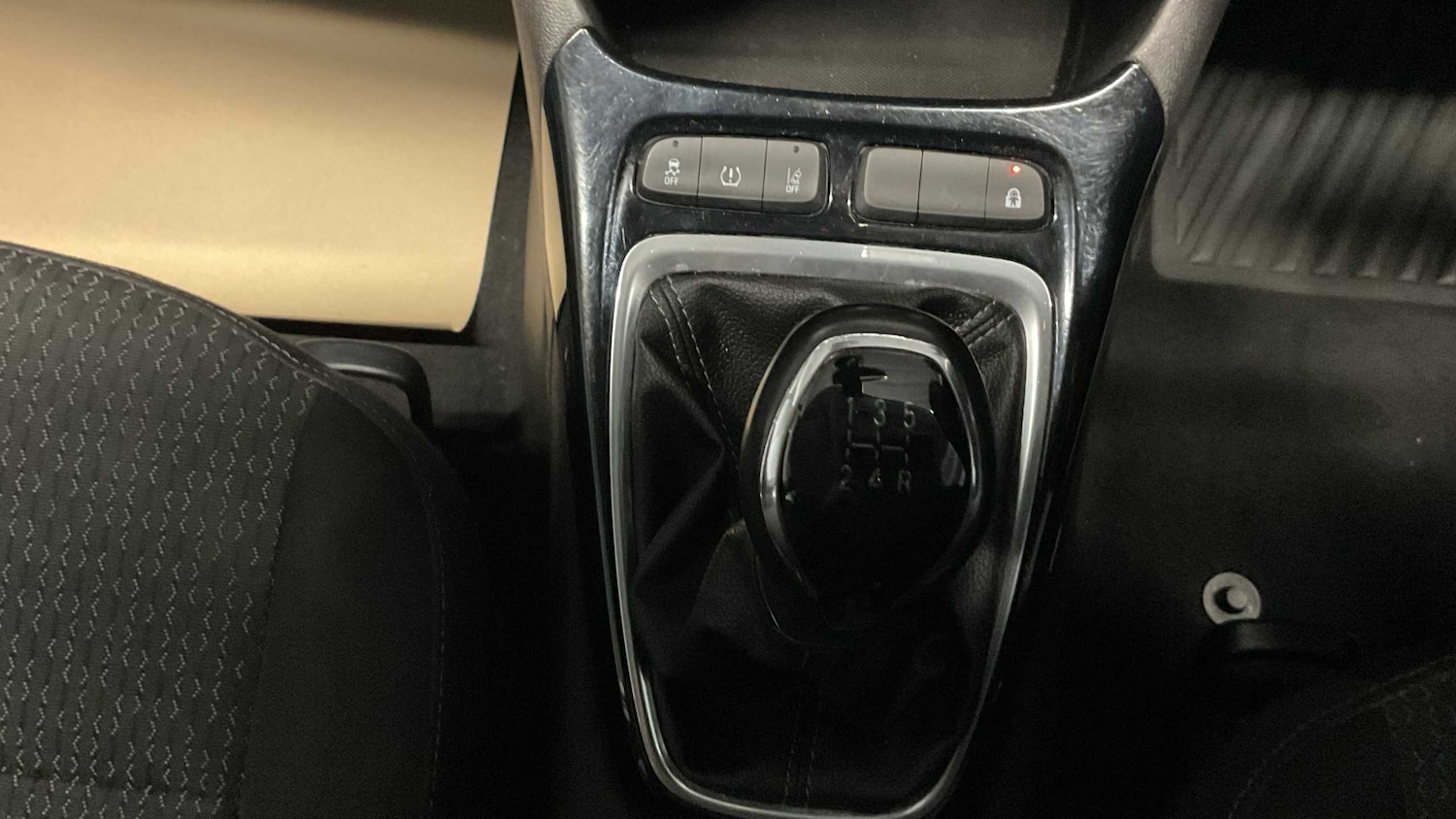 Used Vauxhall Crossland X 2017 for sale - 76459829: Photo 19