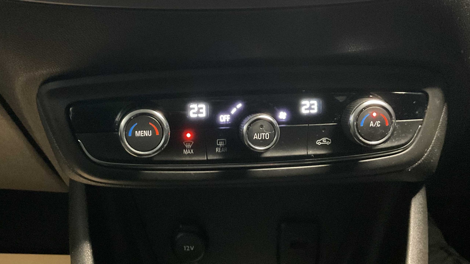 Used Vauxhall Crossland X 2017 for sale - 76459829: Photo 20