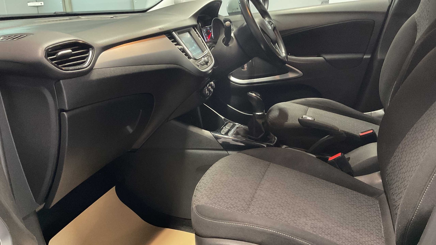 Used Vauxhall Crossland X 2017 for sale - 76459829: Photo 25