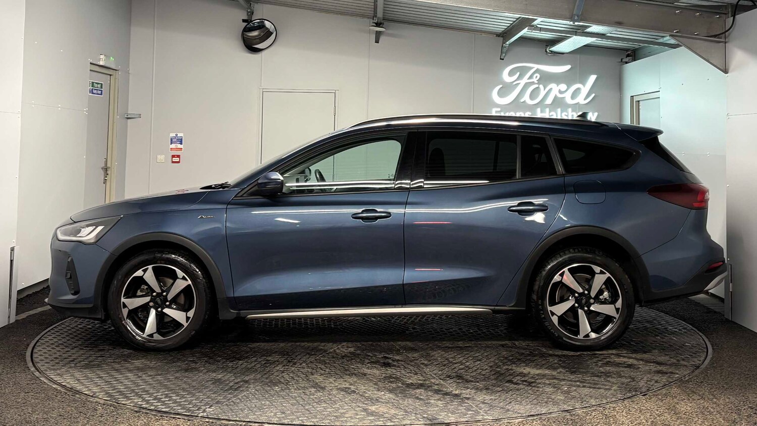 Used Ford Focus 2022 for sale - 76929066: Photo 8