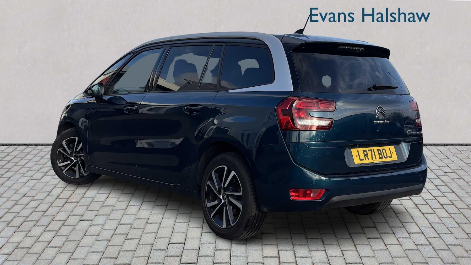 Used Citroen C4 Grand Picasso 2022 for sale - 76967866: Photo 2