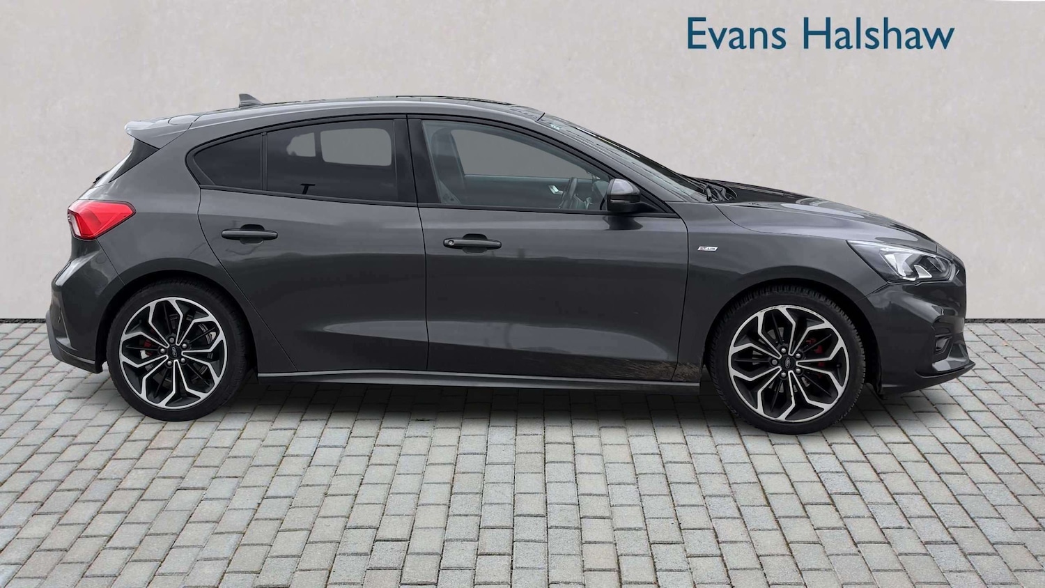 Used Ford Focus 2019 for sale - 77914111: Photo 3