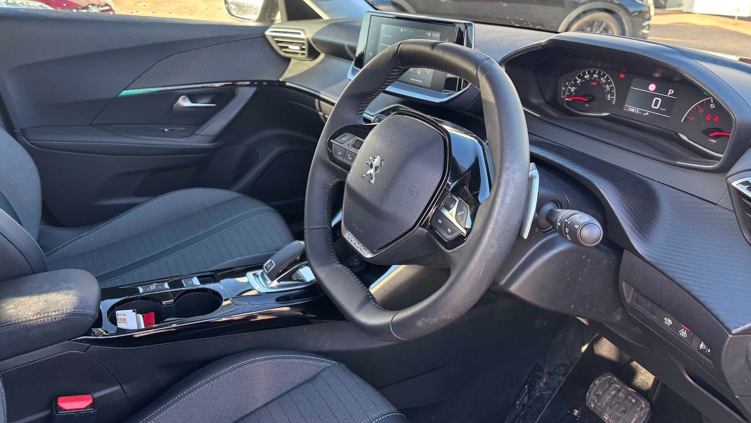 Used Peugeot 2008 2021 for sale - 76648975: Photo 6