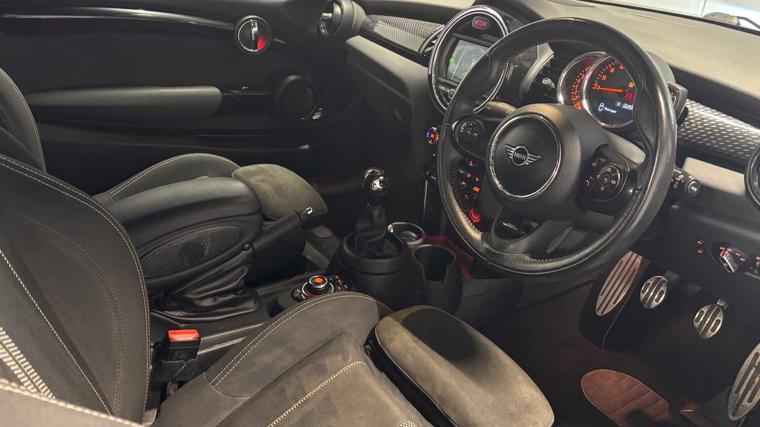 Used MINI Hatch 2020 for sale - 76732360: Photo 13