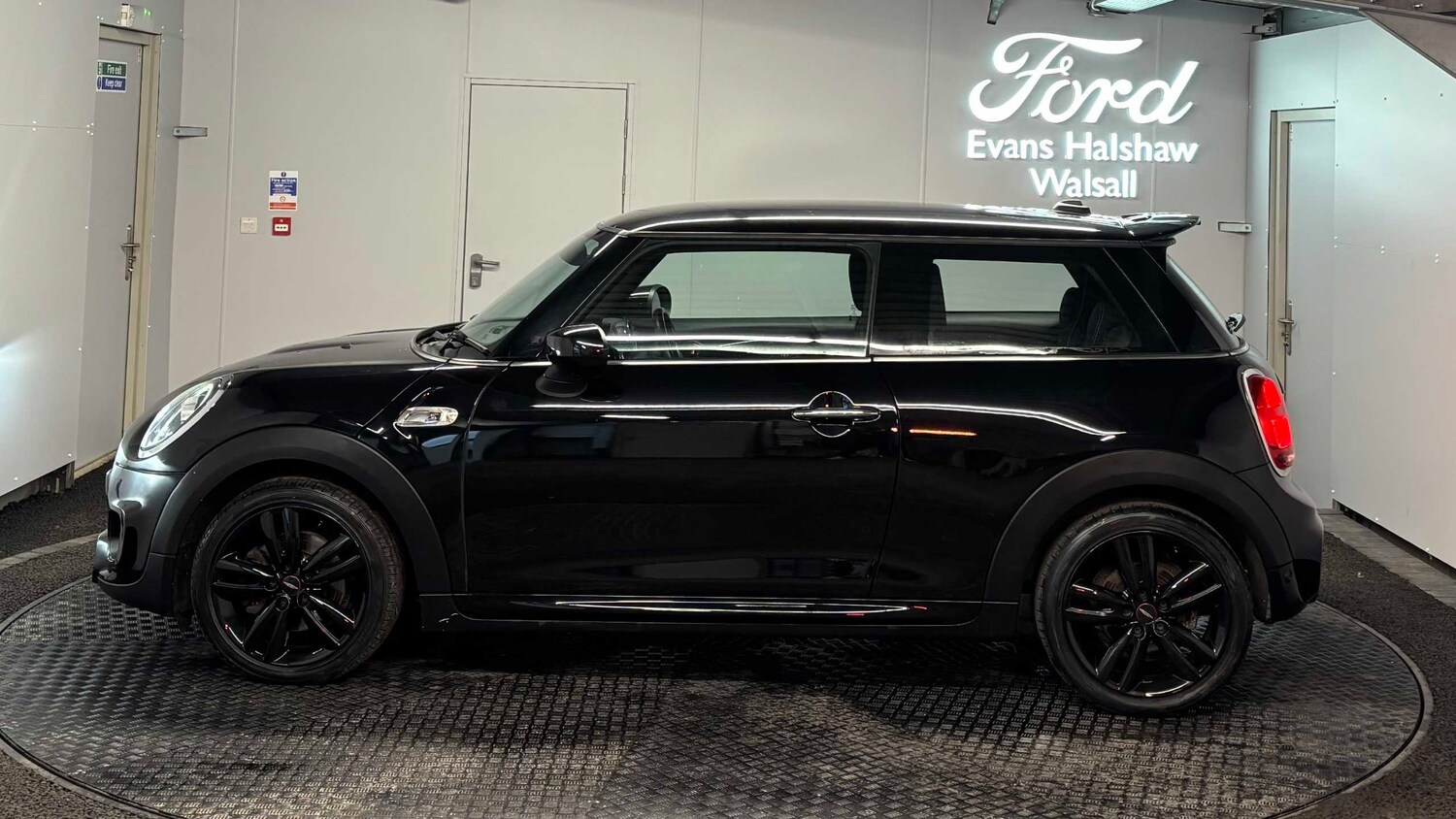 Used MINI Hatch 2020 for sale - 76732360: Photo 8
