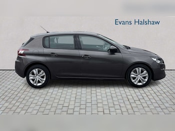 Used Peugeot 308 2015 for sale - 78775111: Photo