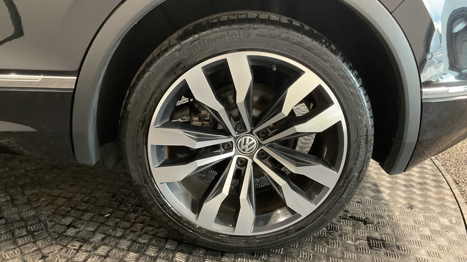 Used Volkswagen Tiguan 2020 for sale - 77316427: Photo 12