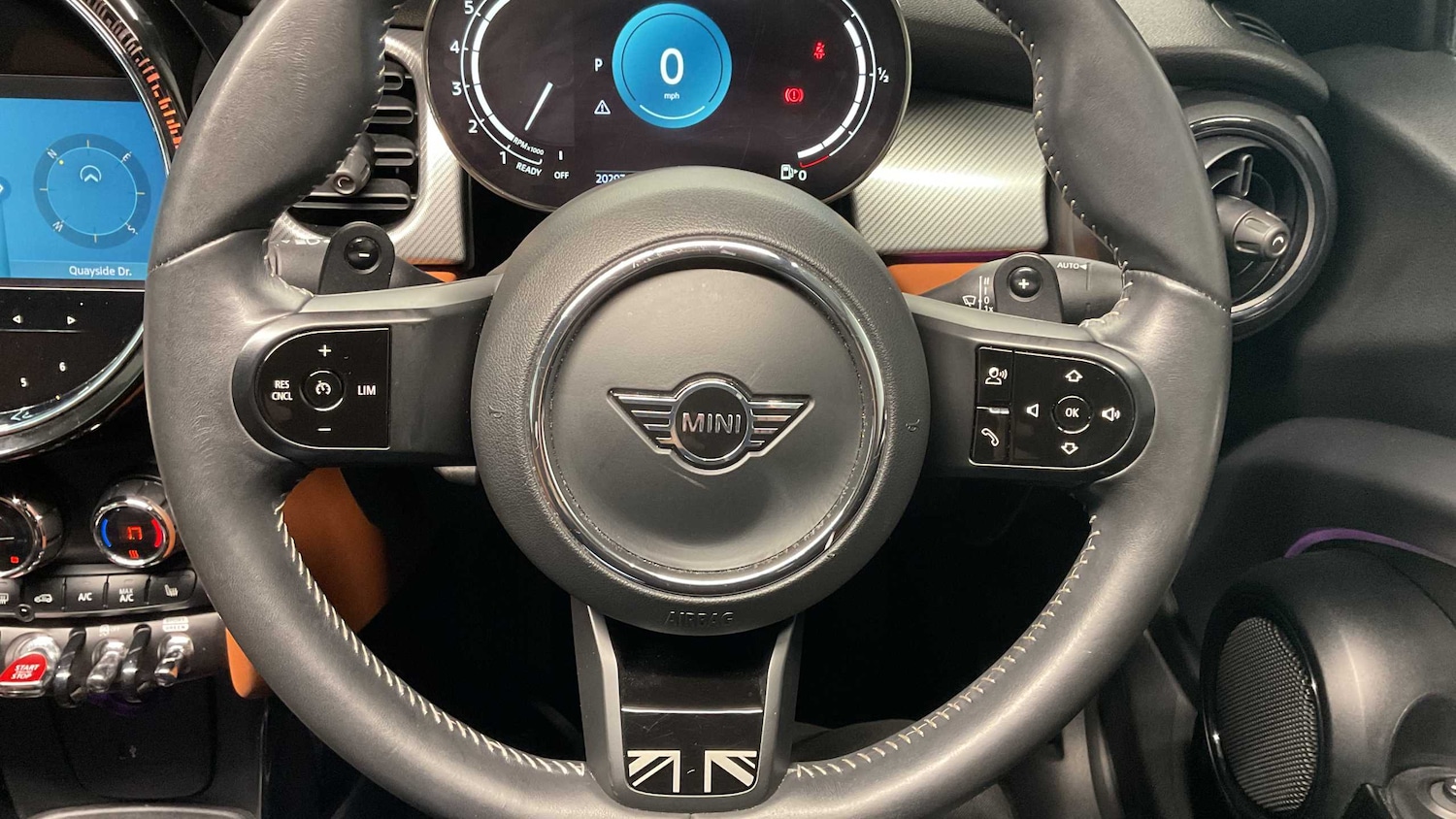 Used MINI Convertible 2022 for sale - 76329300: Photo 14