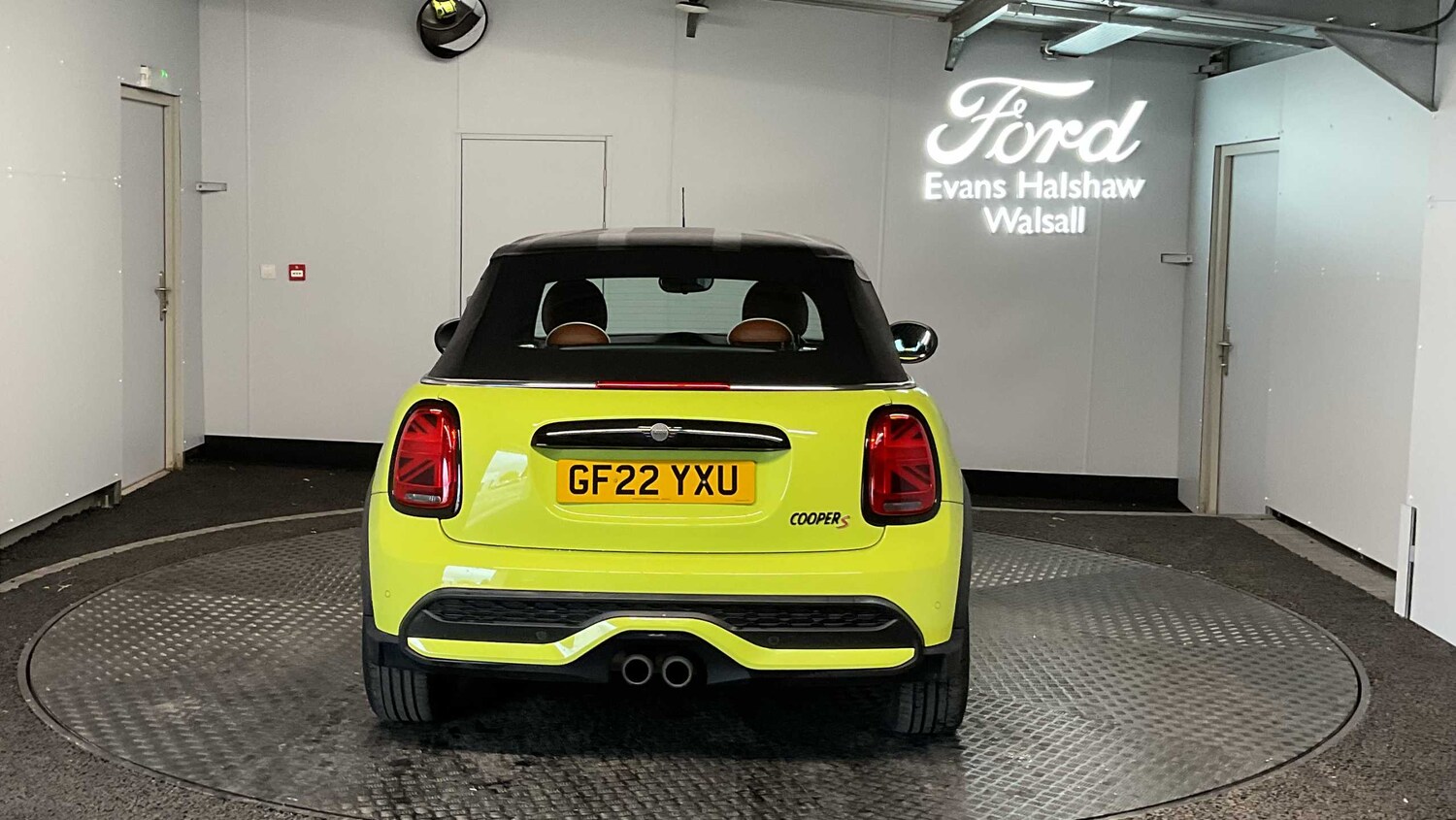 Used MINI Convertible 2022 for sale - 76329300: Photo 4