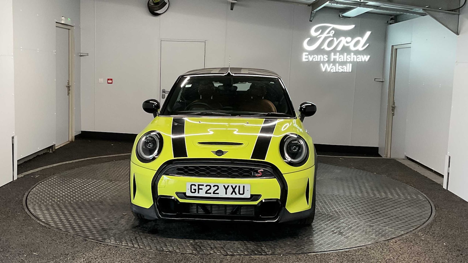 Used MINI Convertible 2022 for sale - 76329300: Photo 8