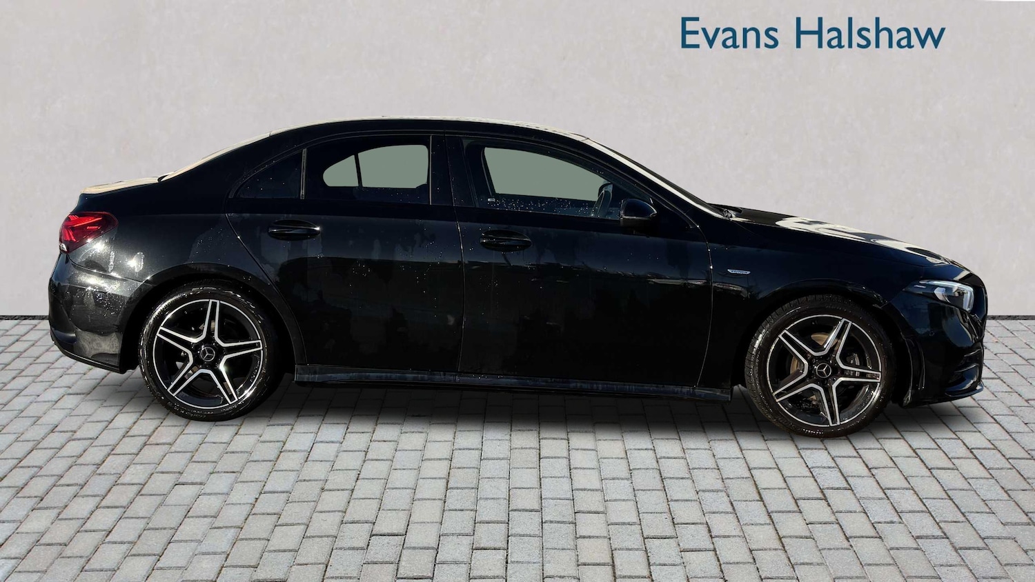 Used Mercedes-Benz A-Class 2022 for sale - 76705168: Photo 2