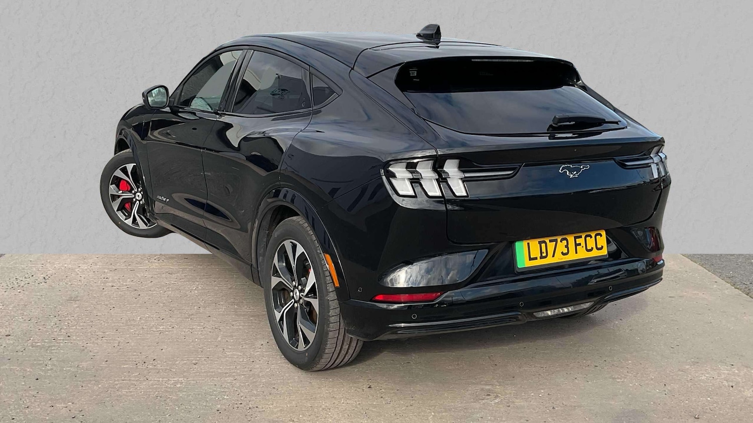 Used Ford Mustang Mach-E 2023 for sale - 76063483: Photo 2