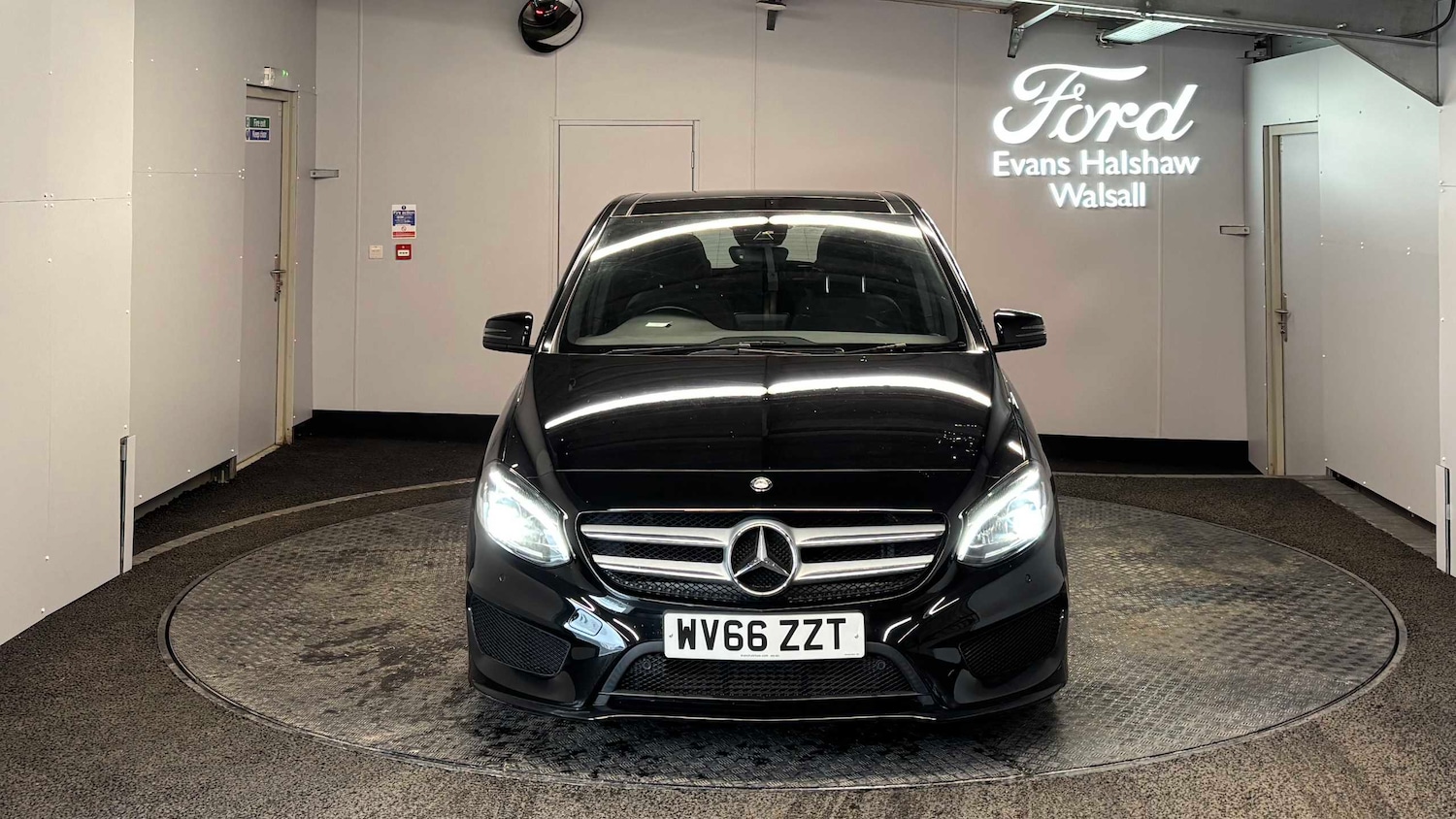 Used Mercedes-Benz B Class 2016 for sale - 77827345: Photo 2