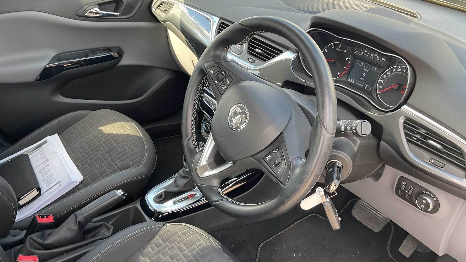 Used Vauxhall Corsa 2016 for sale - 76075241: Photo 6