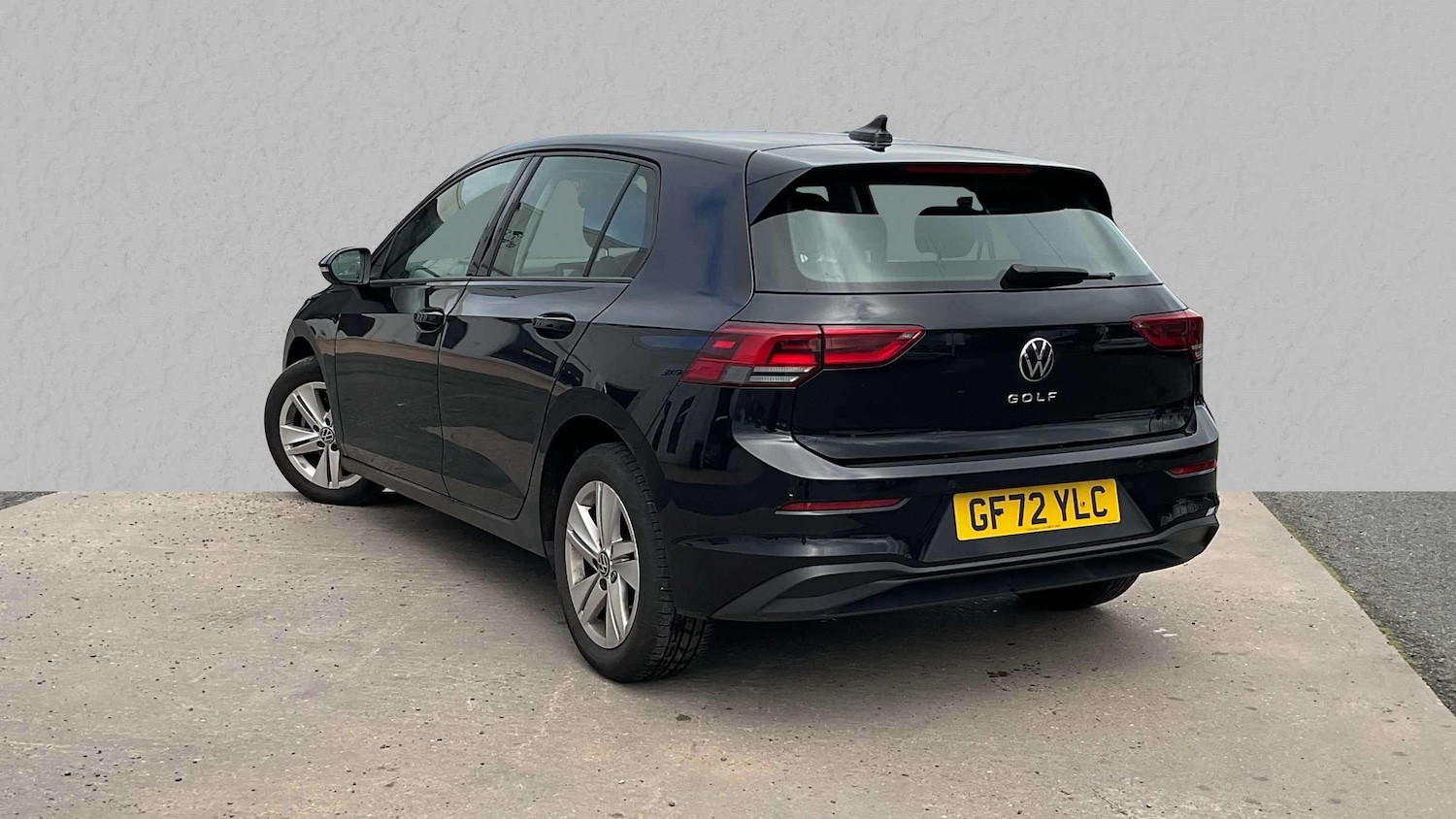 Used Volkswagen Golf 2022 for sale - 76004338: Photo 2