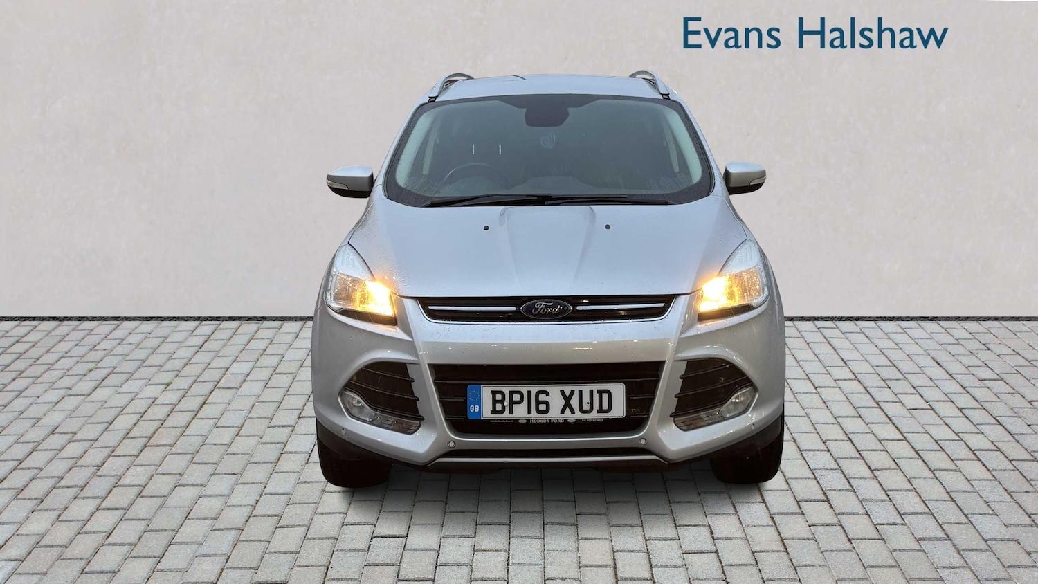 Used Ford Kuga 2016 for sale - 77348106: Photo 4