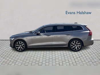 Used Volvo V60 2019 for sale - 78161437: Photo