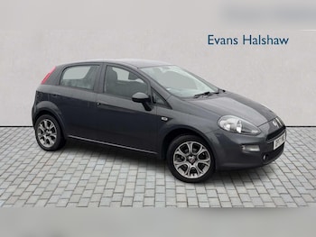 Used Fiat Punto 2017 for sale - 77500399: Photo