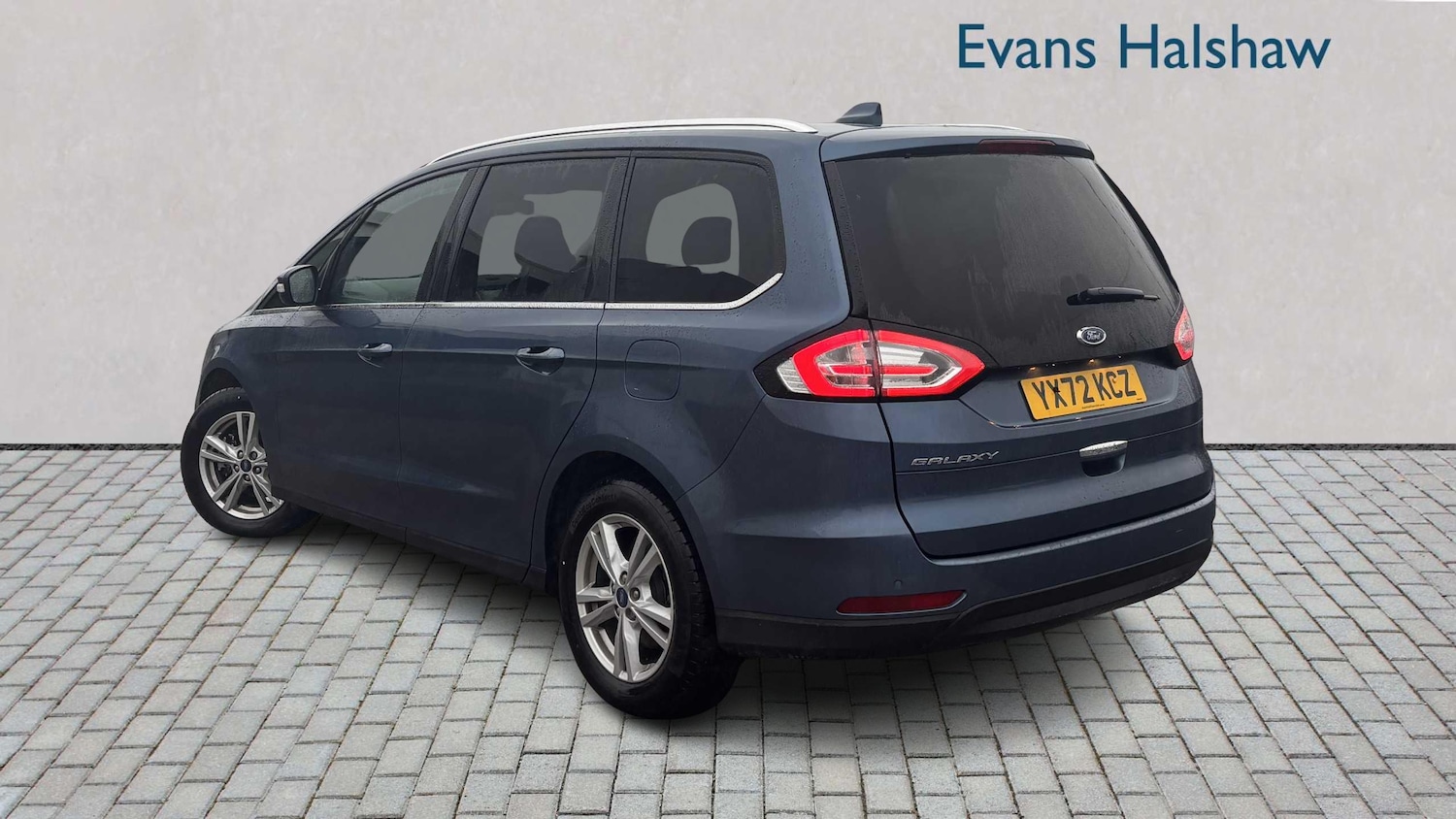 Used Ford Galaxy 2022 for sale - 77281939: Photo 2